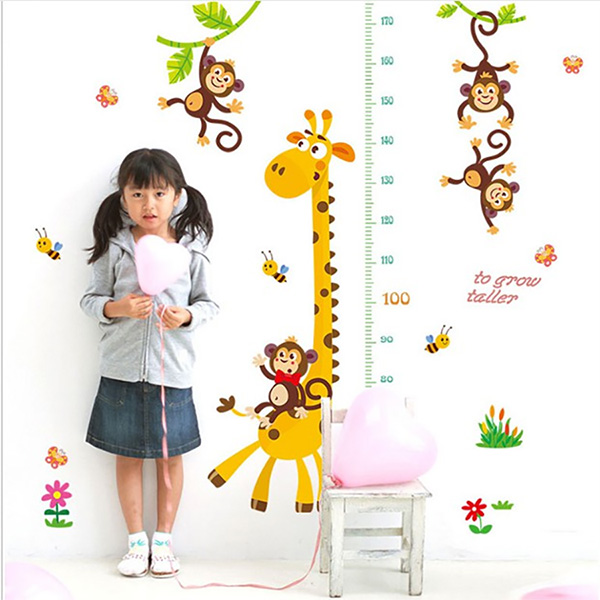 Decal Trng Trí Tường Thước Đo Hươu Và Bày Khỉ