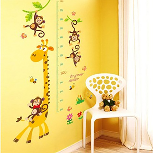 Decal Trng Trí Tường Thước Đo Hươu Và Bày Khỉ