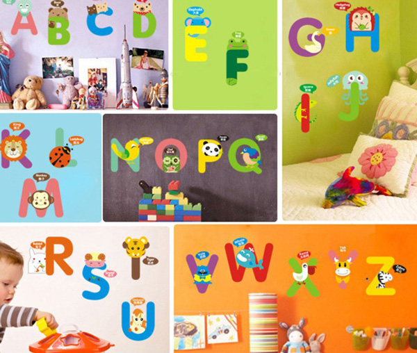 Decal Trang Trí Bảng Chữ Cái Vui Nhộn