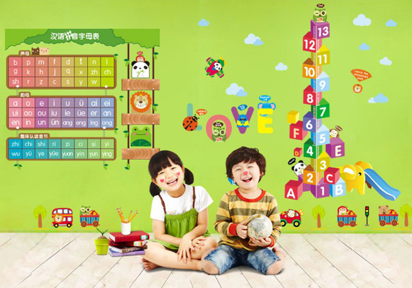 Decal Trang Trí Bảng Chữ Cái Vui Nhộn
