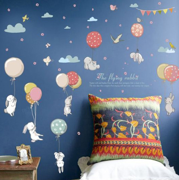 Decal Trang Trí Bong Bóng Thỏ Trắng