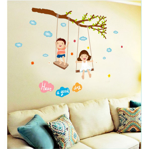 Decal Trang Trí Các Bé Chơi Xích Đu