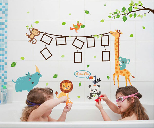 Decal Trang Trí Các Thú Làm Dây Treo Ảnh