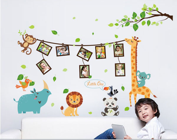 Decal Trang Trí Các Thú Làm Dây Treo Ảnh