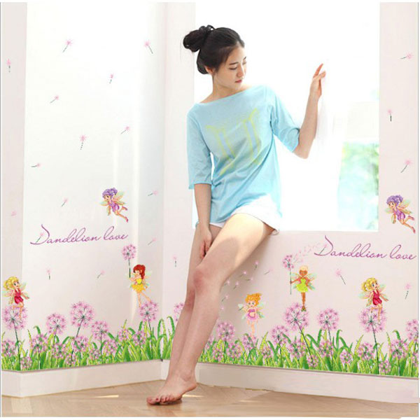 Decal Trang Trí Chân Tường Hoa Bồ Công Anh Tím