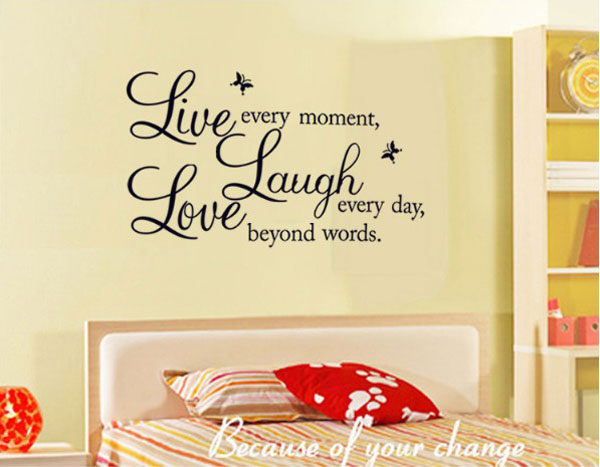Decal Trang Trí Chữ Love Laungh Live