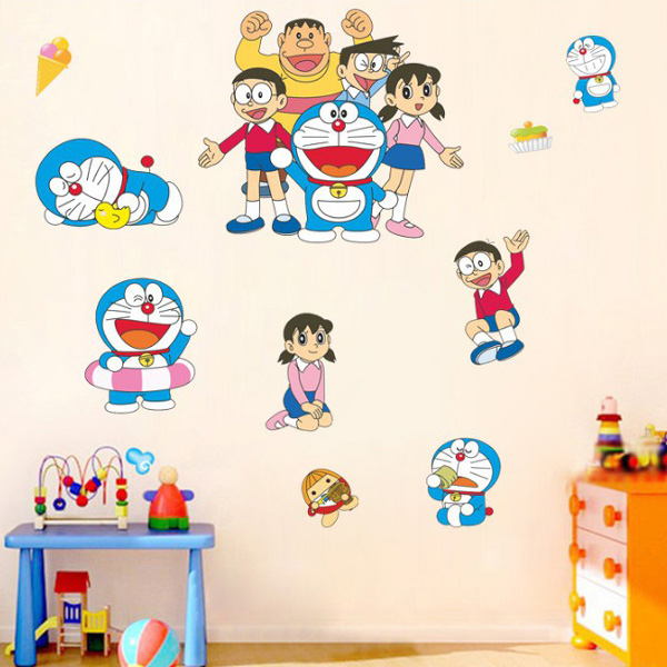 Decal Trang Trí Doremon Và Những Người Bạn