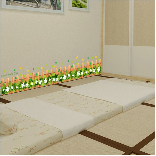 Decal Trang Trí Hàng Rào Cỏ Bốn Lá