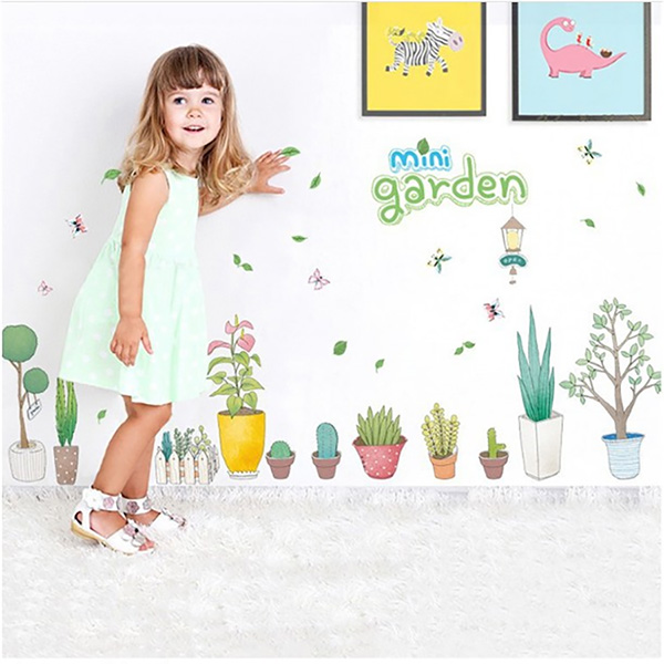 Decal Trang Trí Khu Vườn Xanh