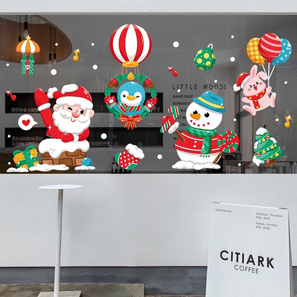 Decal 2 Mặt Trang Trí Noel Vui Đùa Dưới Trời Tuyết 