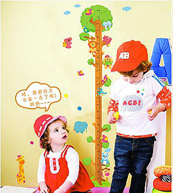 Decal Trang Trí Thước Đo Cây Xanh Và Thú
