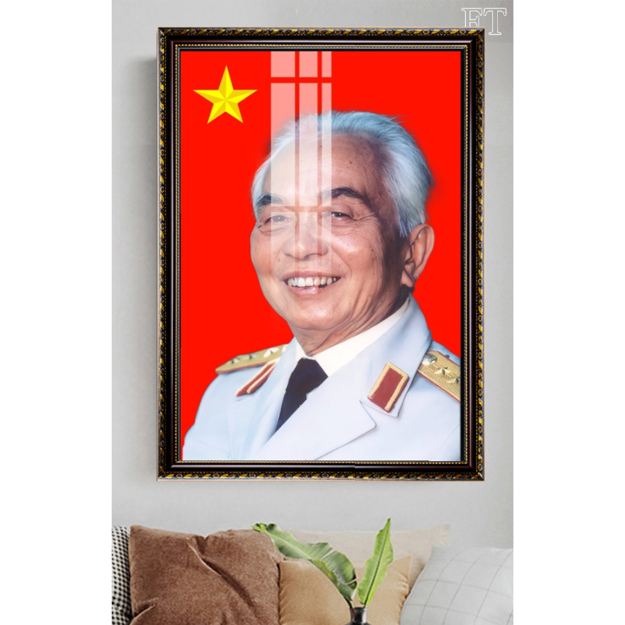Tranh Gỗ Phù Điêu Treo Tường Đóng Khung Cao Cấp - Chân Dung Bác Giáp